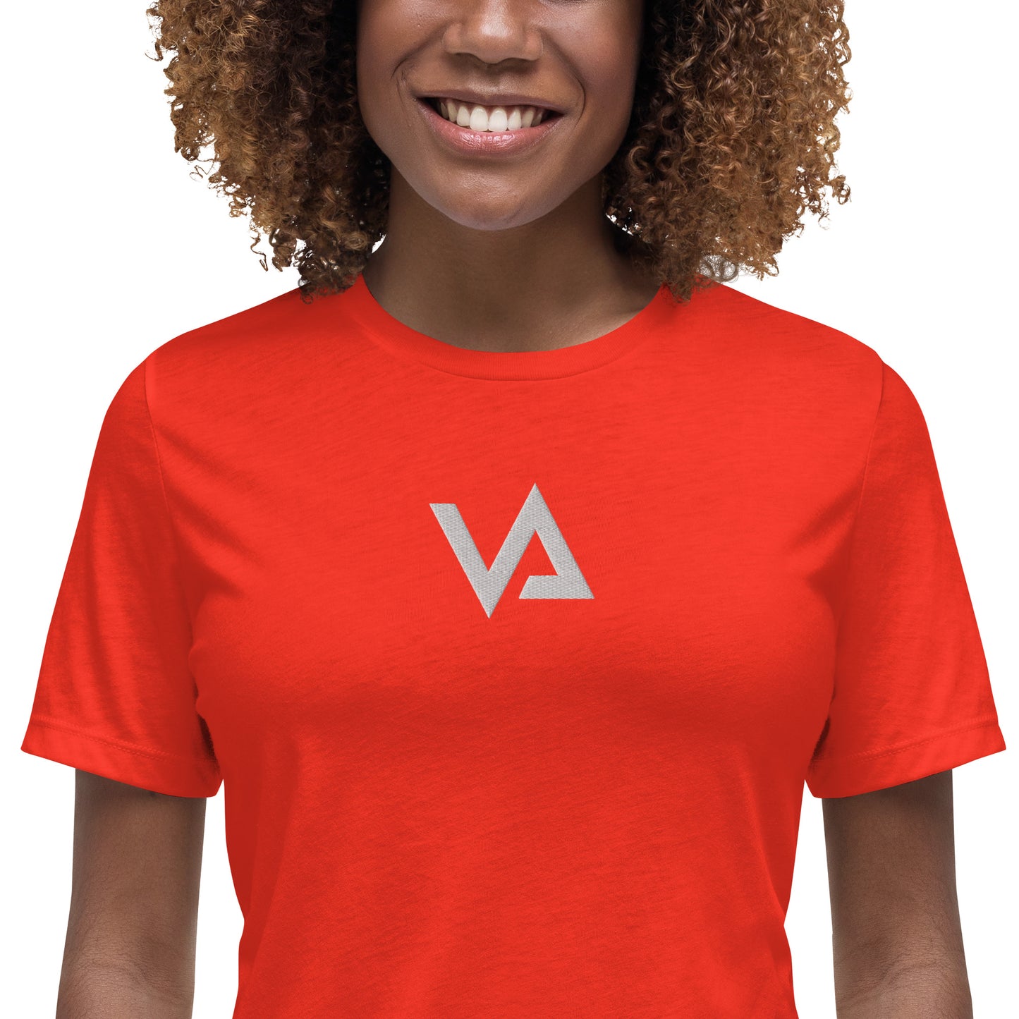 VA_Camiseta bordada relajada para mujer
